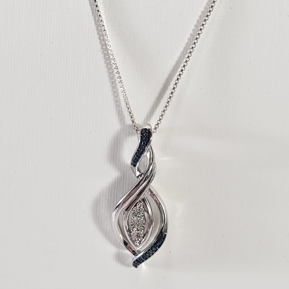 Sterling Silver Diamond Chip Pendant Necklace Twisted Infinity 20" Milor Chain